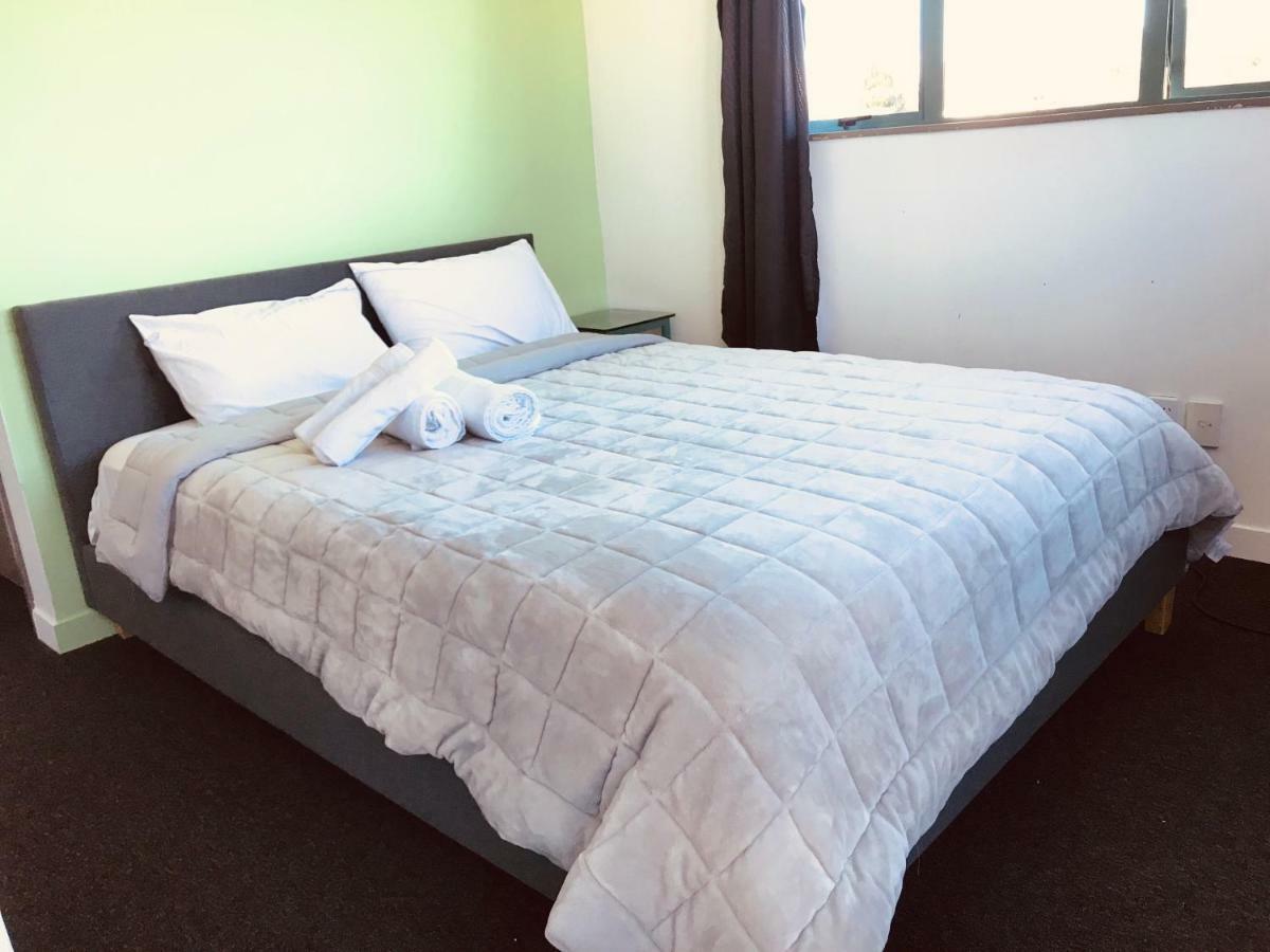 Red Rose Motel Таупо Екстериор снимка