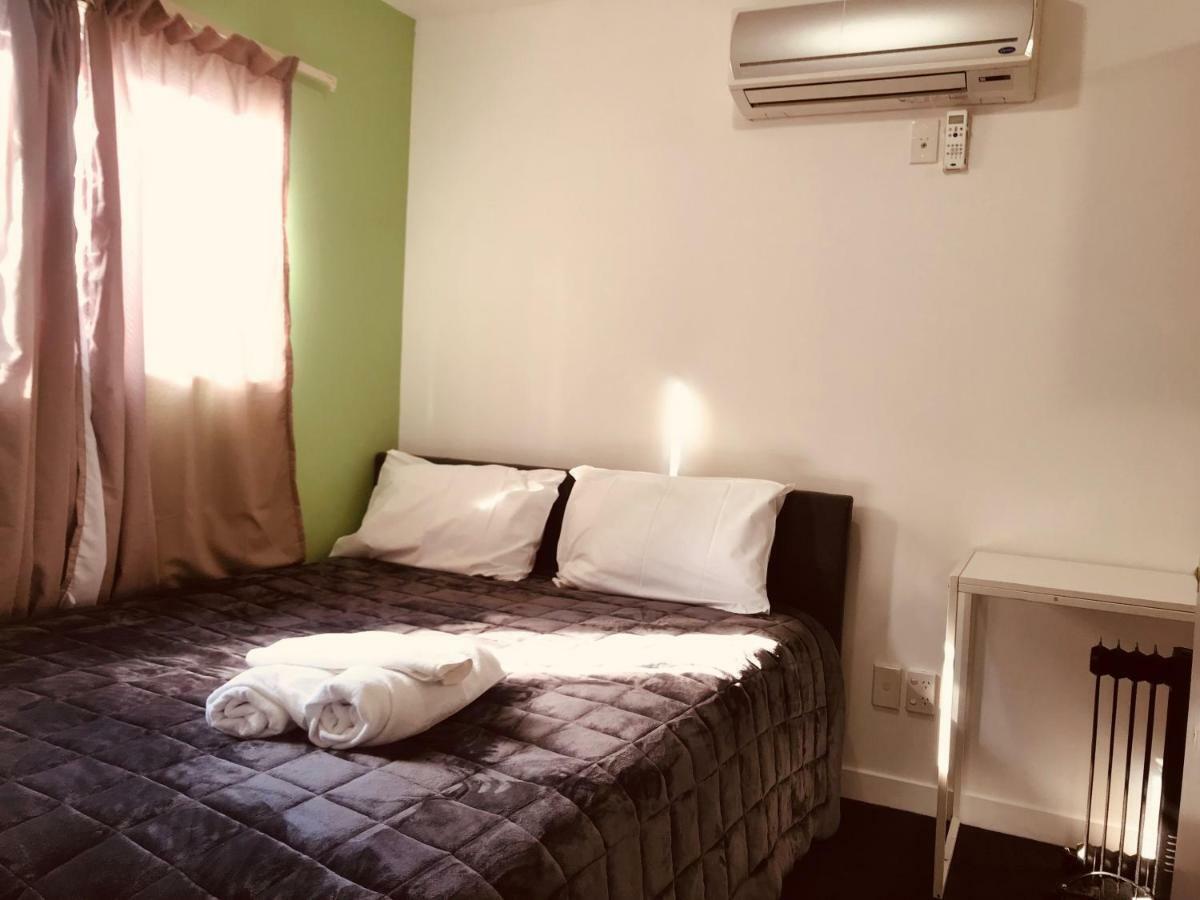 Red Rose Motel Таупо Екстериор снимка
