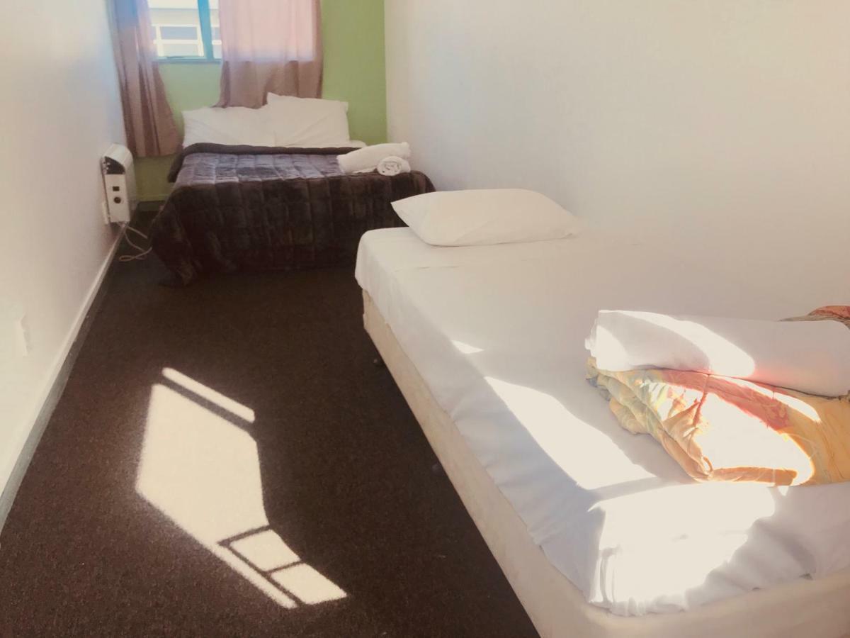 Red Rose Motel Таупо Екстериор снимка